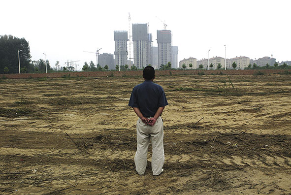 越来越多的土地被用来建造水泥森林