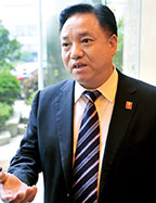 温州人民电器董事长　郑元豹摄影/乔振祺