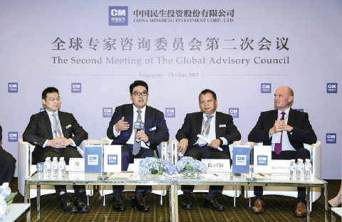 2015年10月，李银珩在中民投全球专家咨询委员会第二次会议期间接受媒体采访。