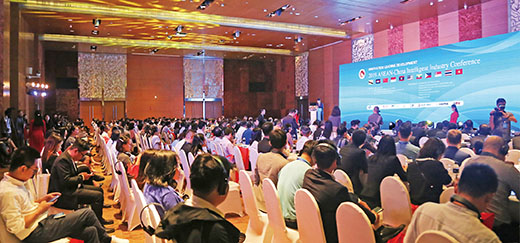 中国—东盟中心举办“创新引领发展：2019中国—东盟智能产业大会”。