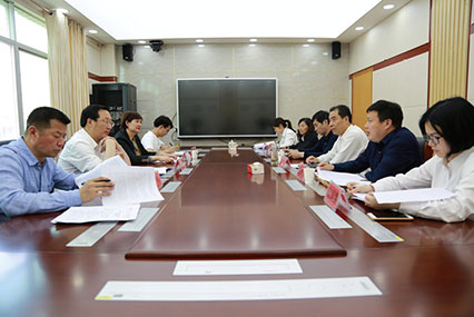 紫阳县检察院开展“清四乱”专项活动座谈会。
